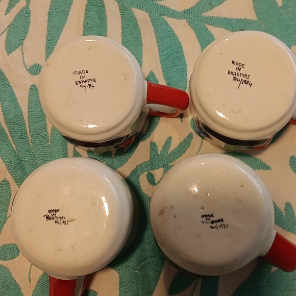 Set of 4 Goombay Smash Vintage Made in the Bahamas Artisan Mugs - Picture 4 of 4